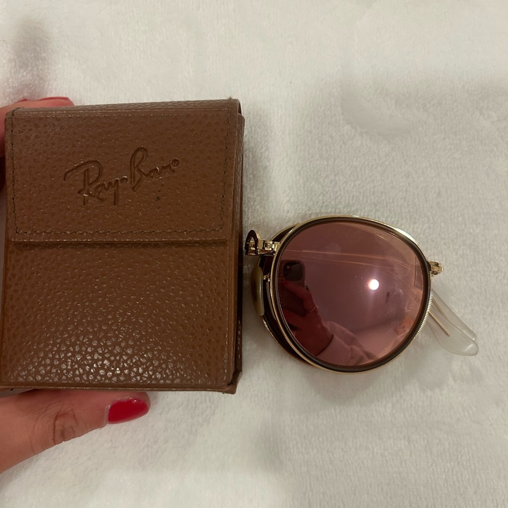 Fold up rose gold ray bans, good condition